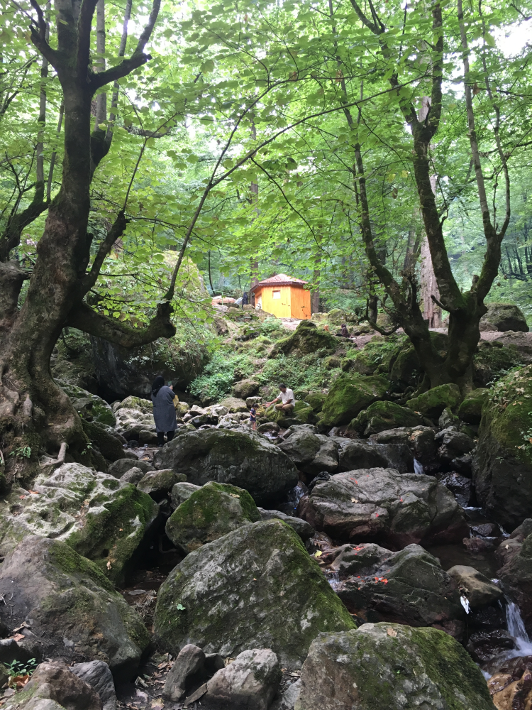 Climbing to Rudkhan Castle