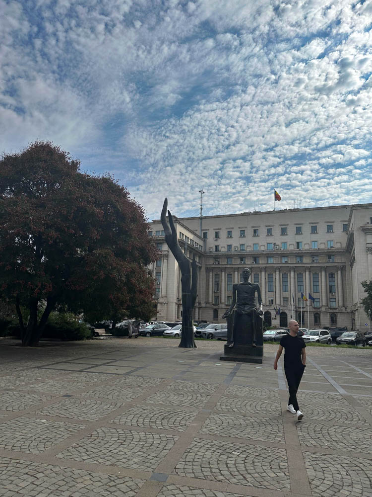 Monument of Iuliu Maniu