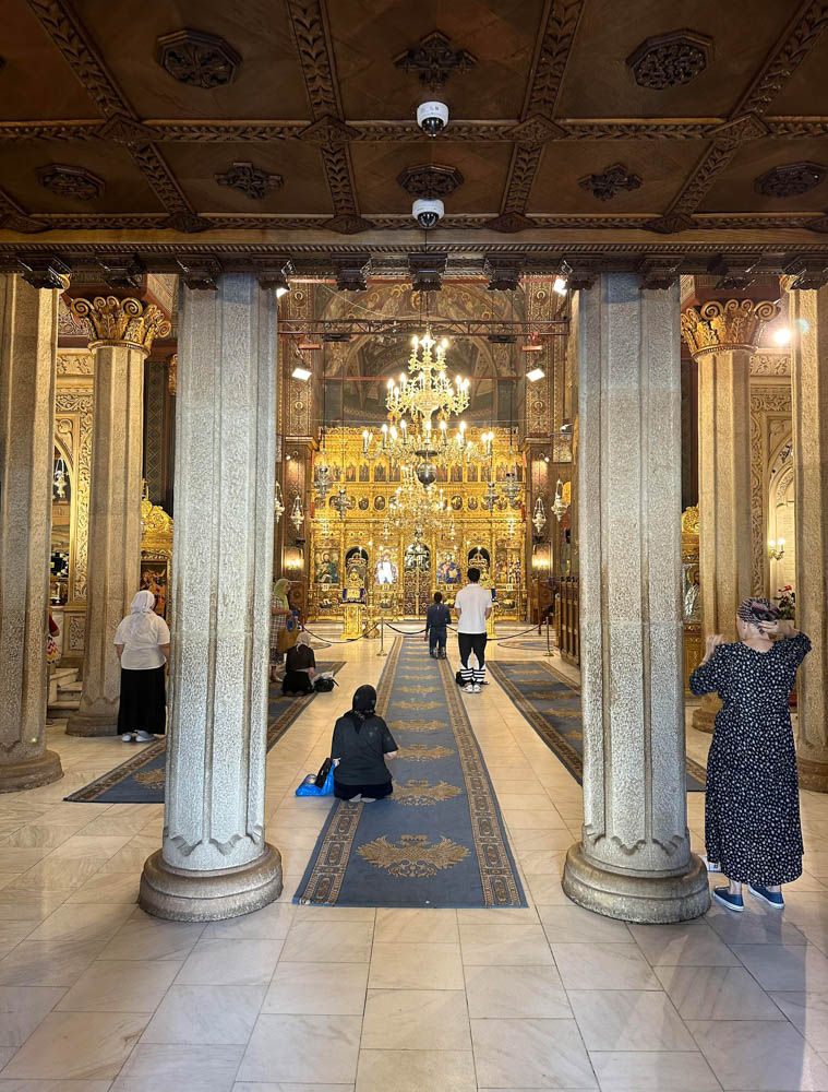 Patriarchal Cathedral - Entry