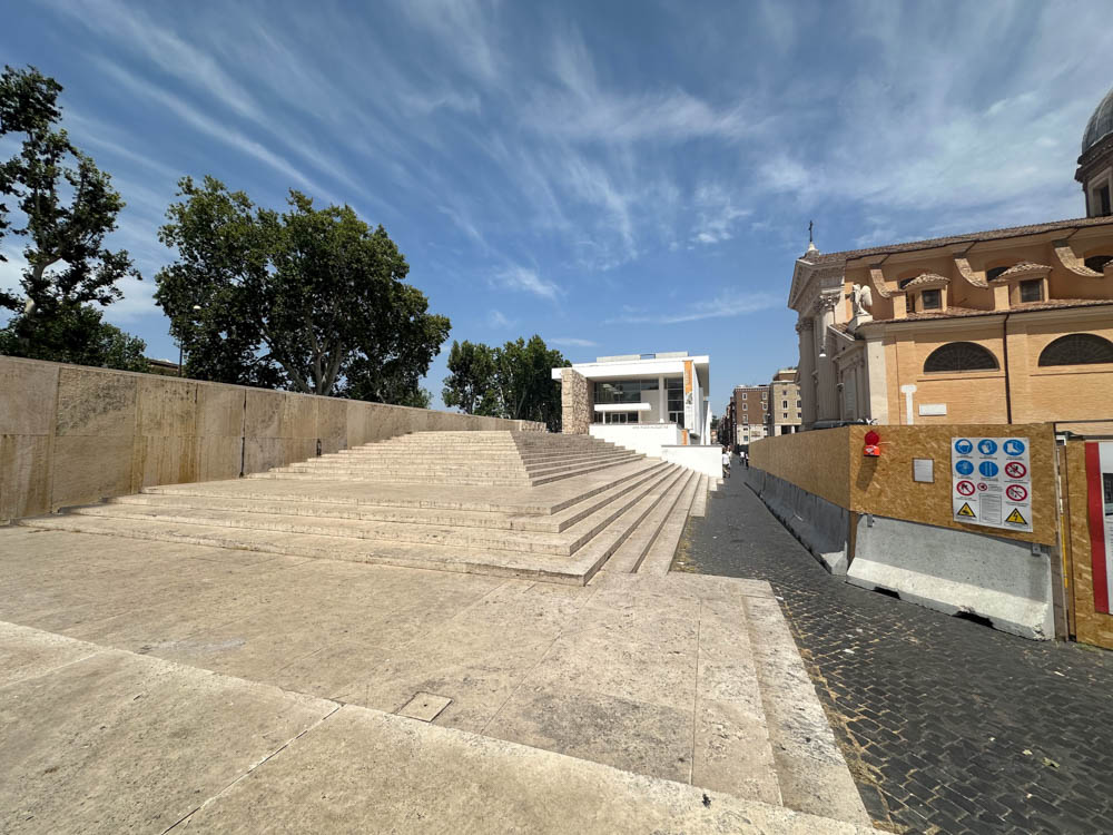 Fontana dell'Ara Pacis