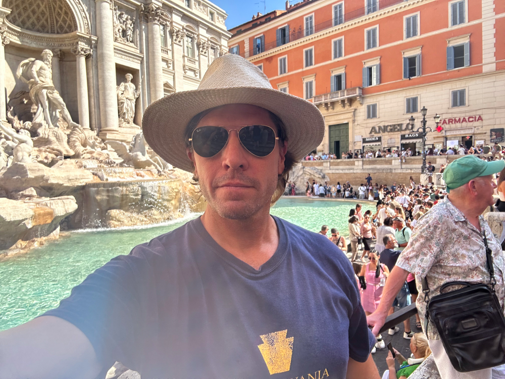 Benjamin Turin at Fontana di Trevi