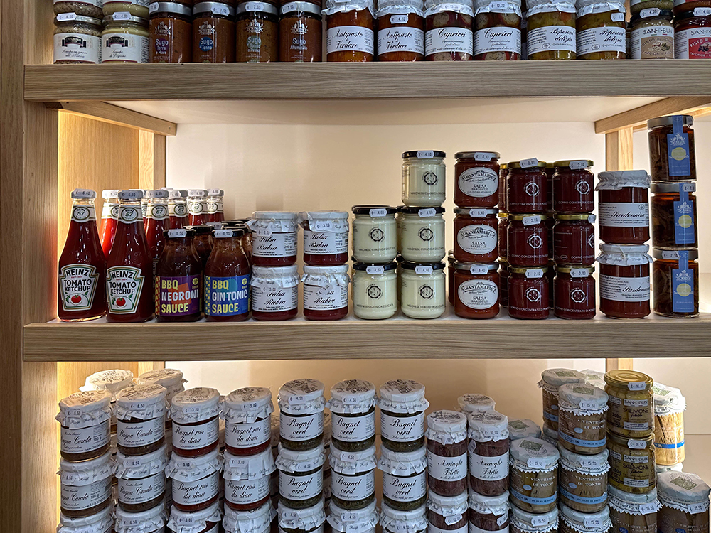 Deli in Ivrea - preserves