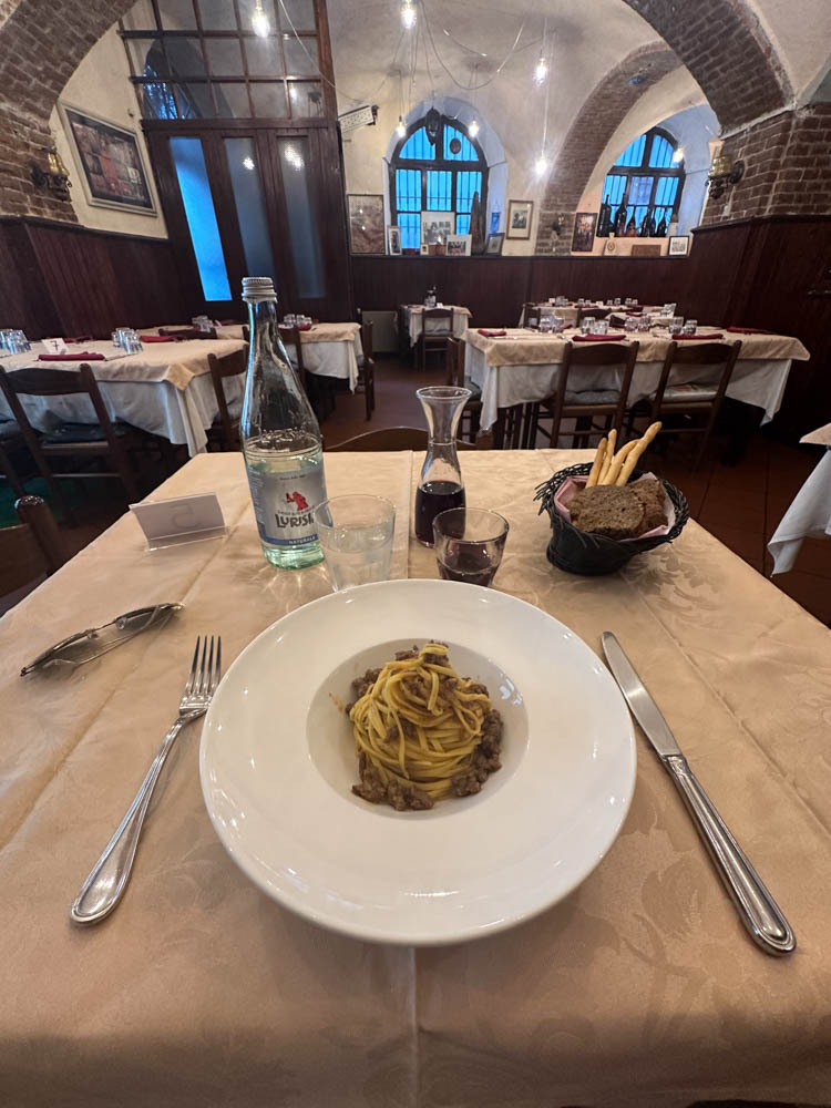 Tajarin al ragù di fassona