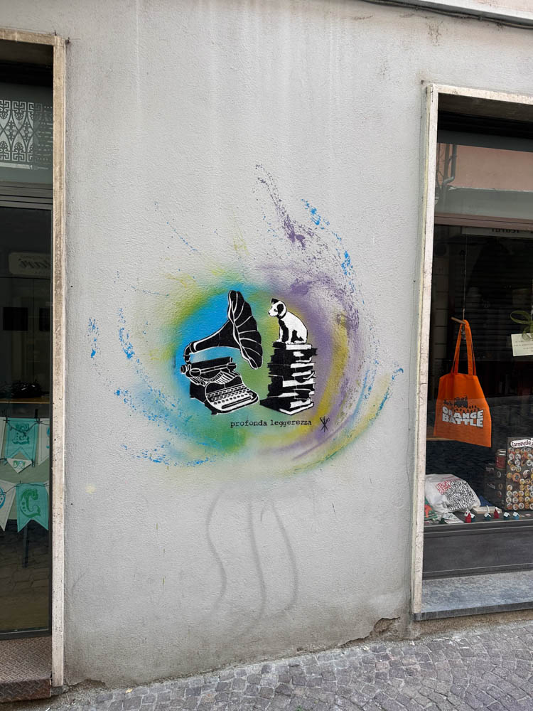 RCA graffiti