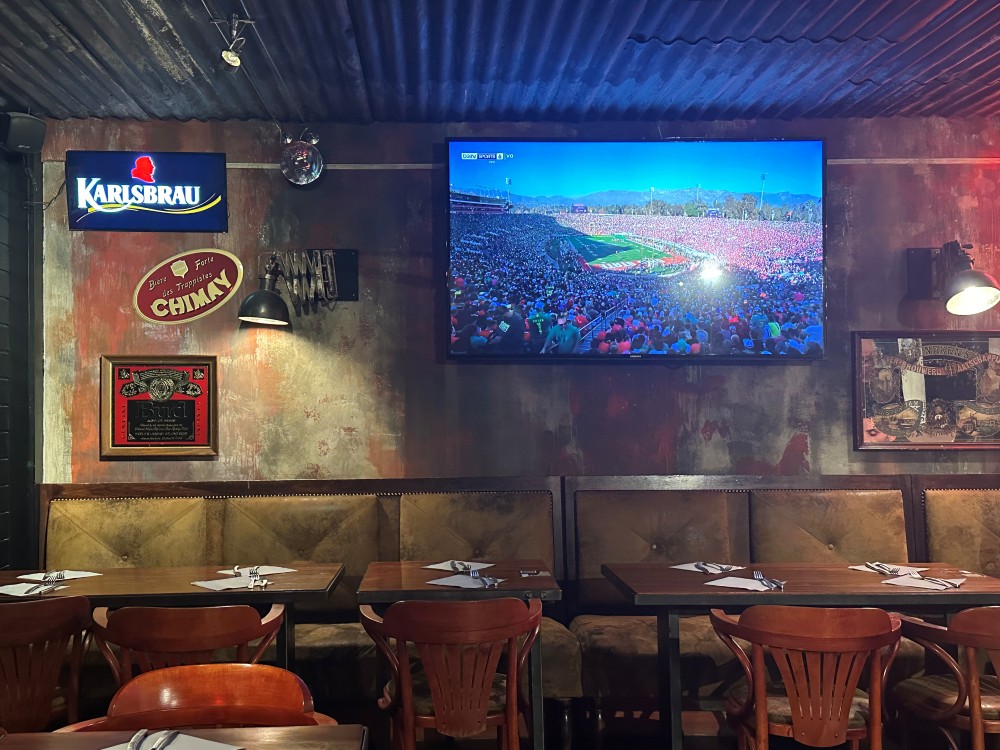 Burger Joint 2