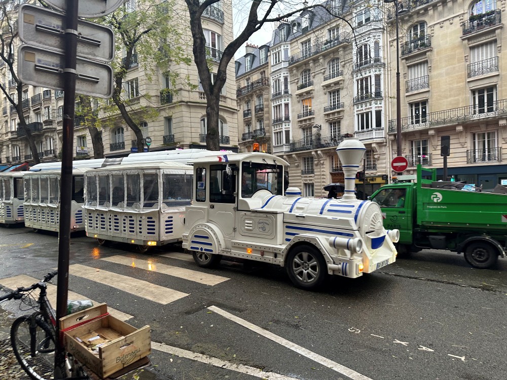 Montmartre tourist train