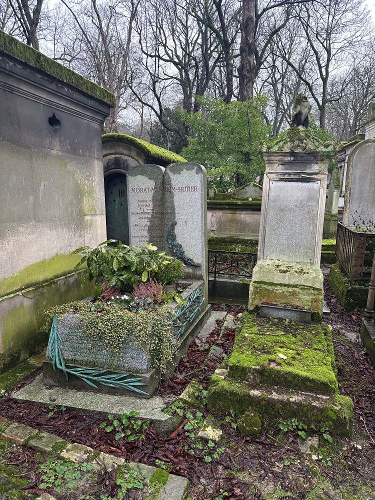 Père Lachaise Cemetery 2