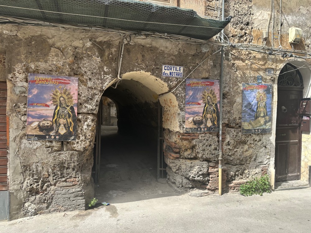 Cortile del Notaro