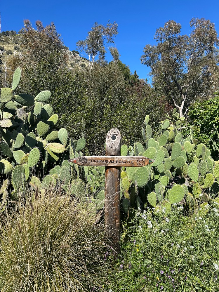 Cross along l'Acchianata
