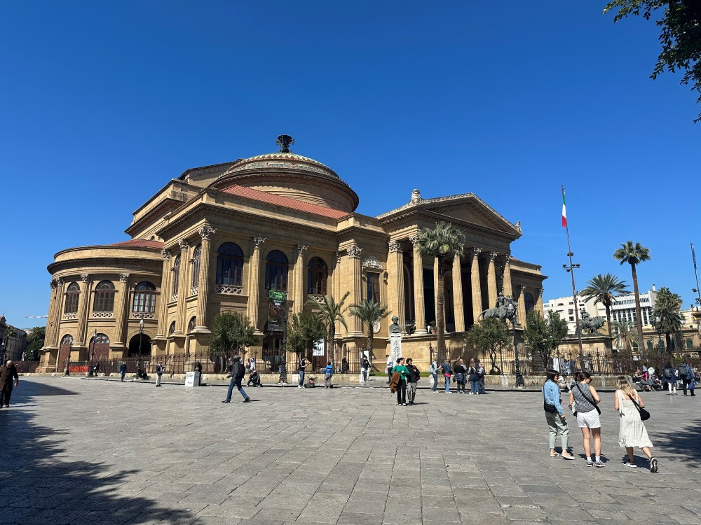 Opera House 3