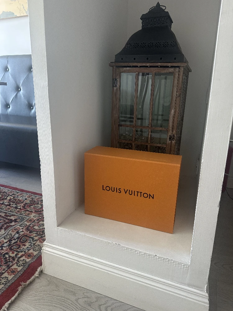 LV and Lantern