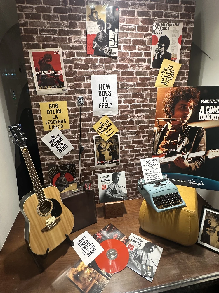 Music store 2