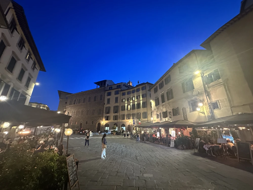 Piazza di San Firenze by night