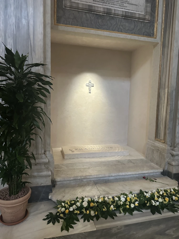 The Tomb of Papa Francis