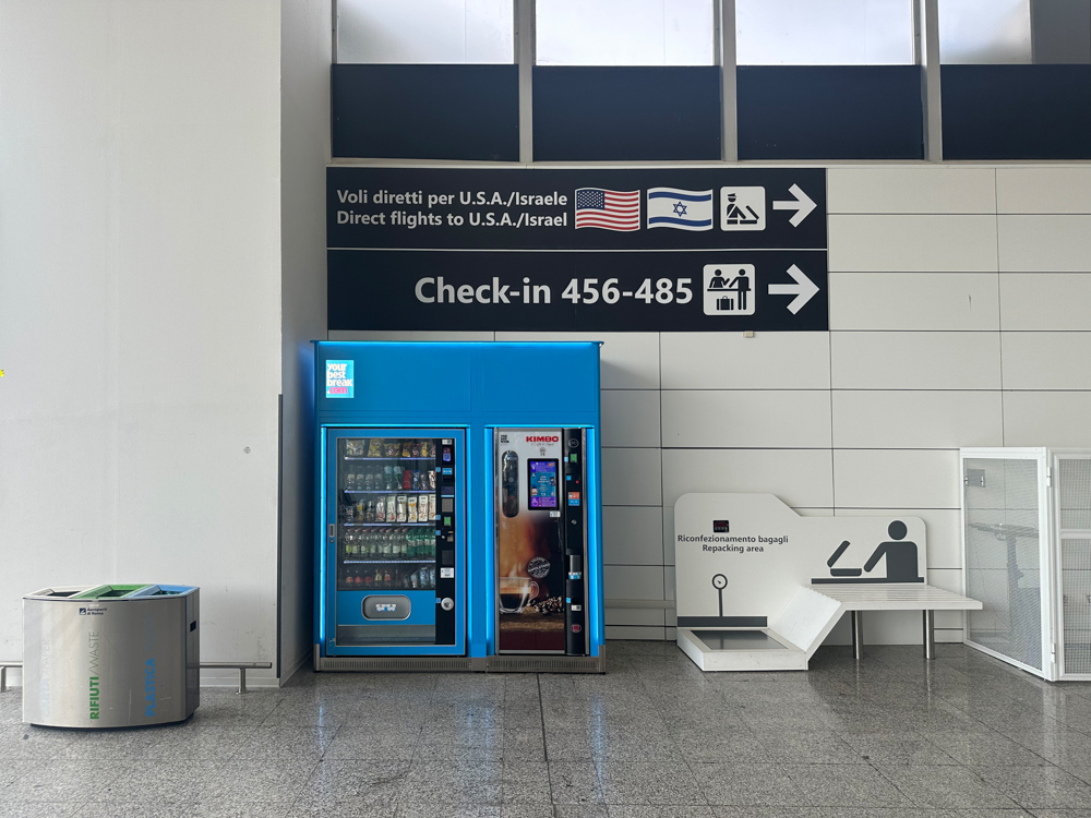 FCO - US Gates
